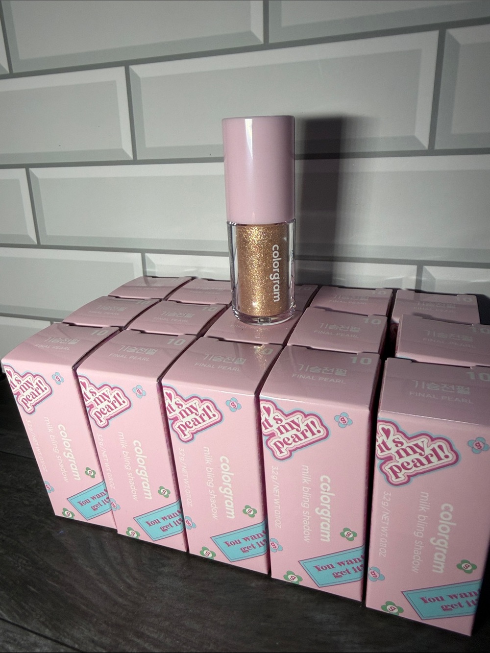 LOT of 15 colorgram Milk Bling Shadow in Gold Sparkle - NWT